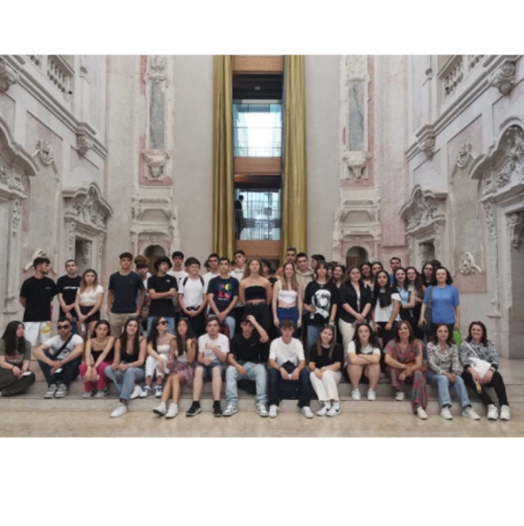 Visita ao INE (Instituto Nacional de Estatística) e a Assembleia da República